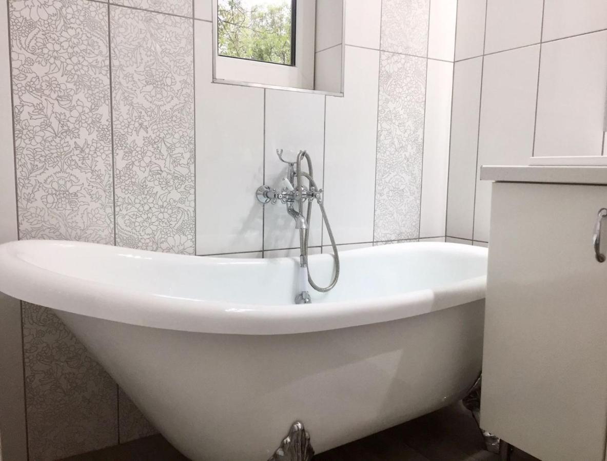 Flair Apartmanhaz * Eger